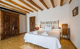 Lo Palauet de la Muralla